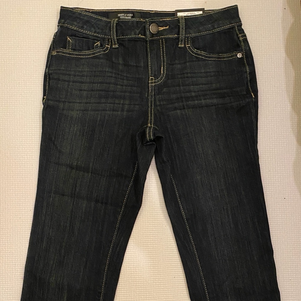 NWT Simply Vera Capris - 2P